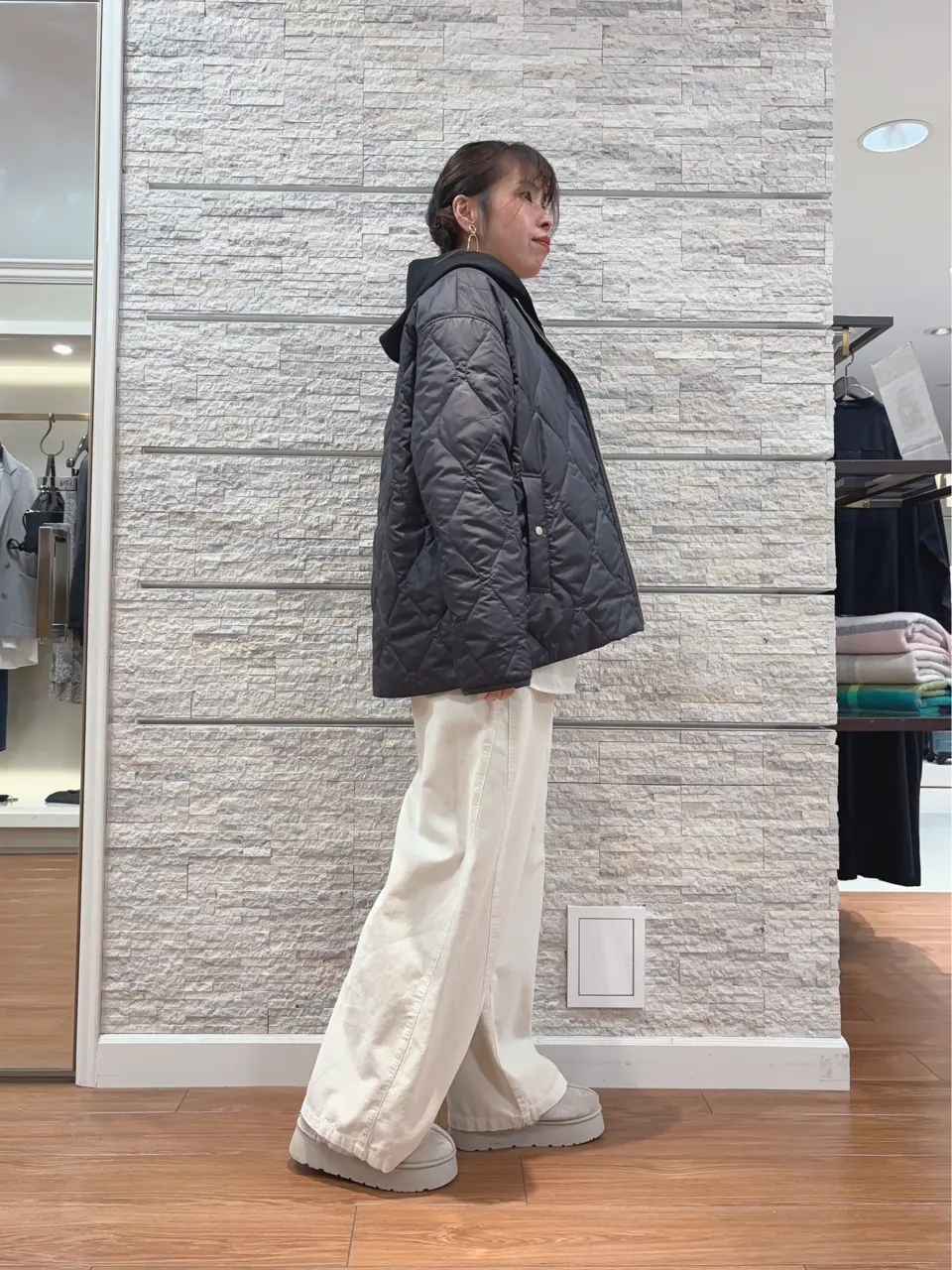 23区 犬塚 コーディネート画像