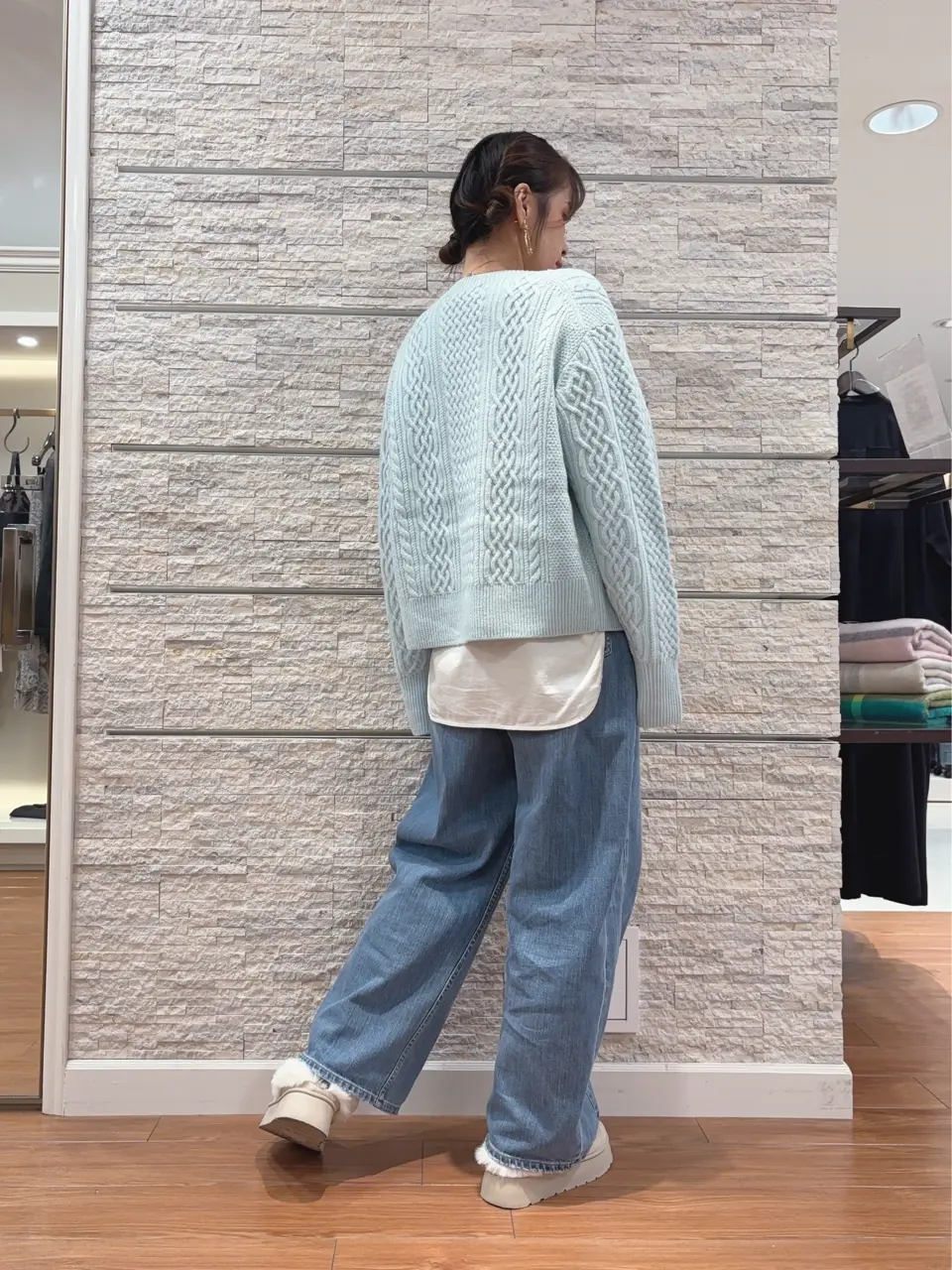 23区 犬塚 コーディネート画像