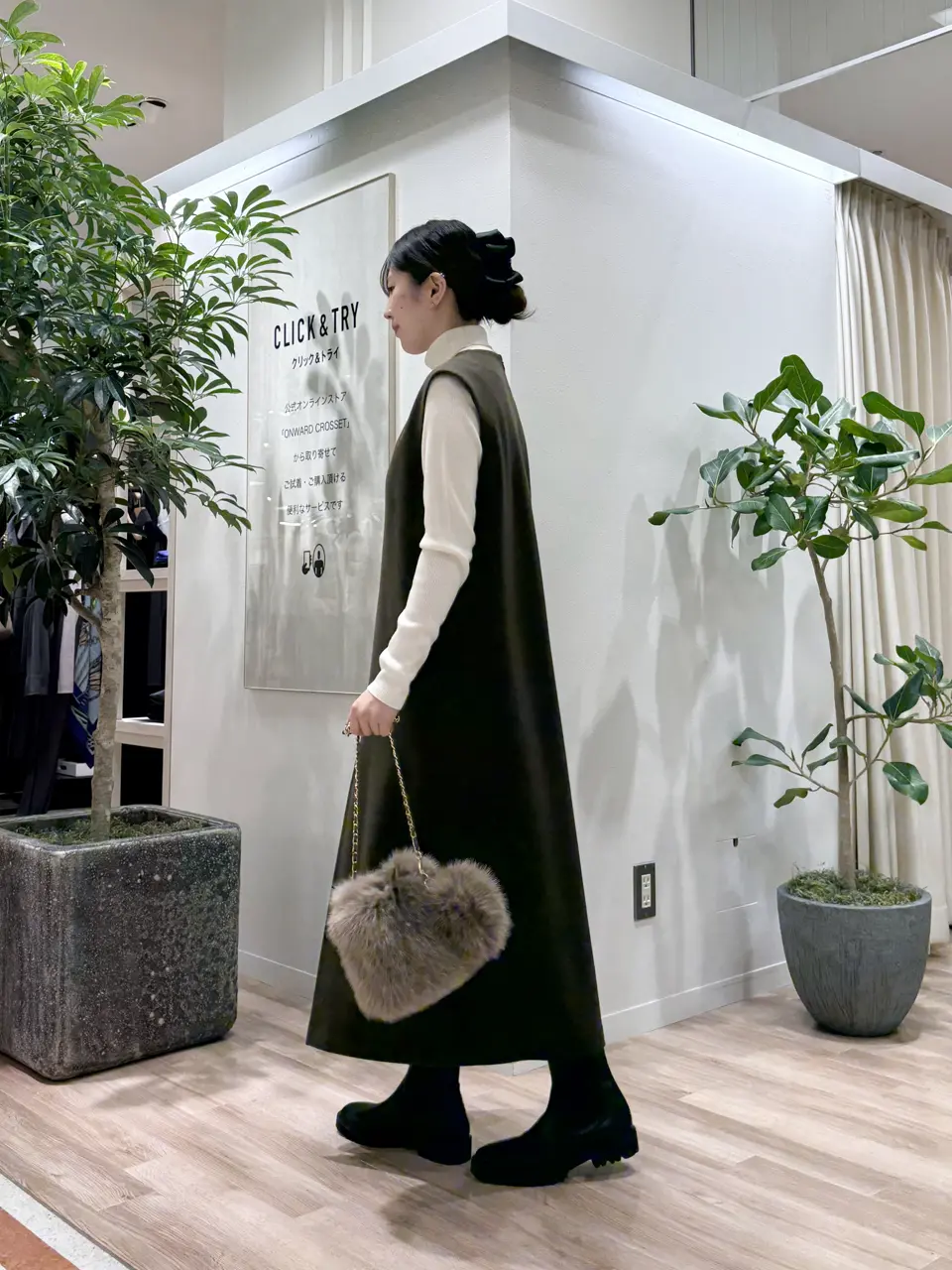 23区 タハラ コーディネート画像