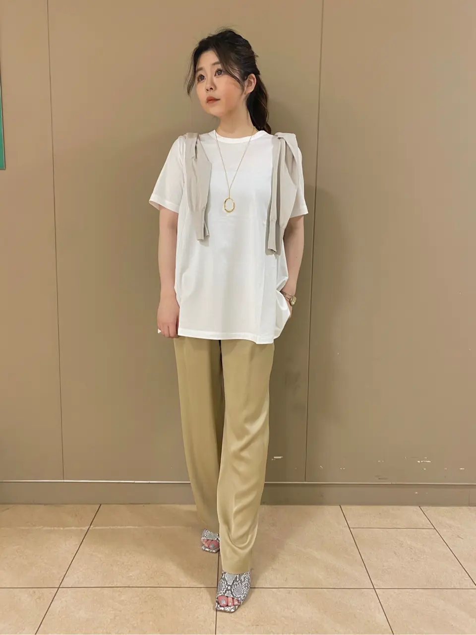  スタッフ コーディネート画像