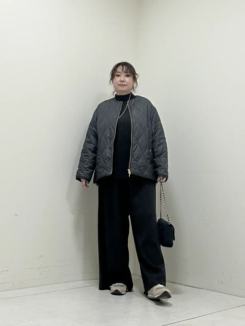  イイダ コーディネート画像