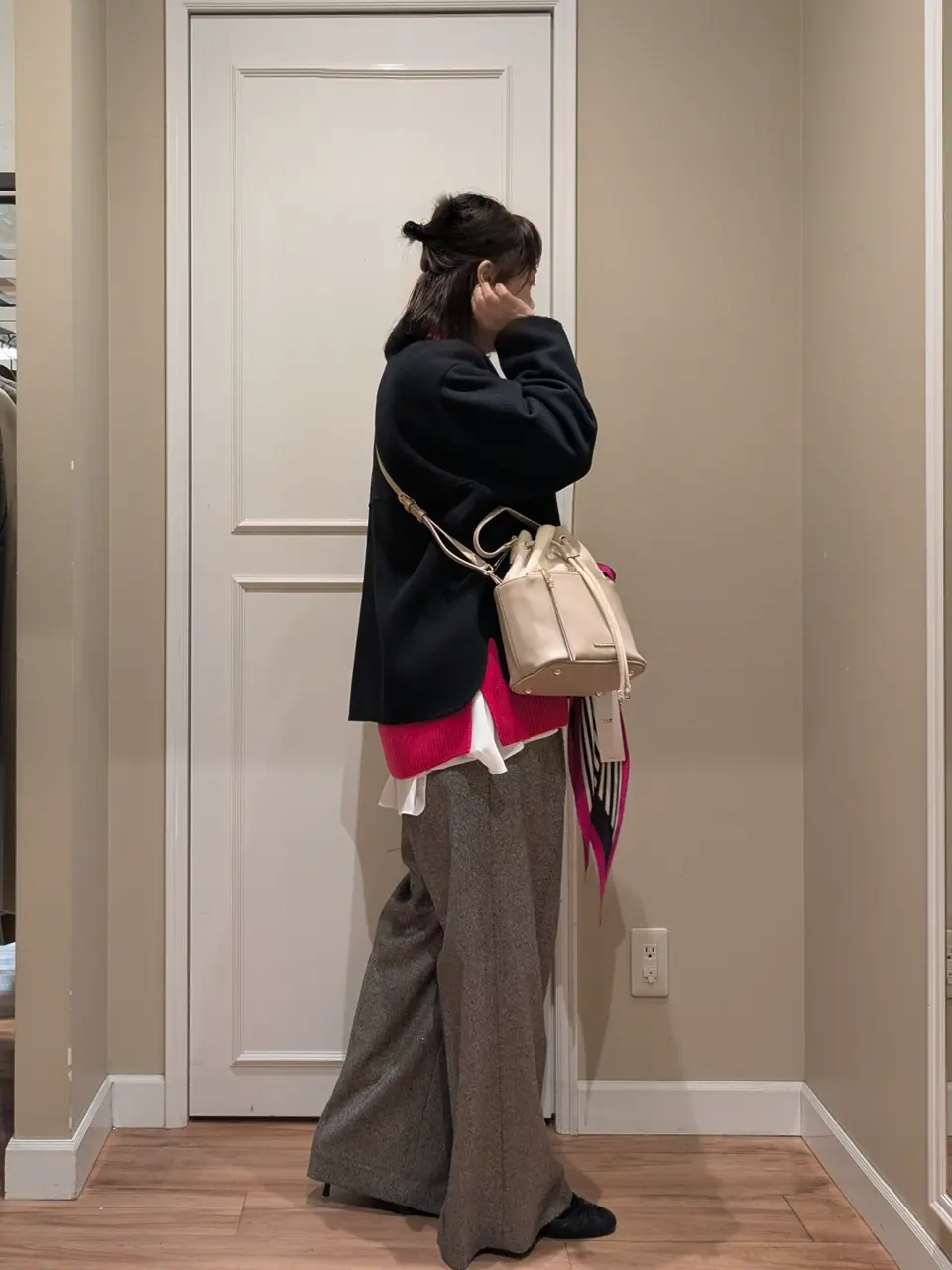 23区 L スタッフn コーディネート画像