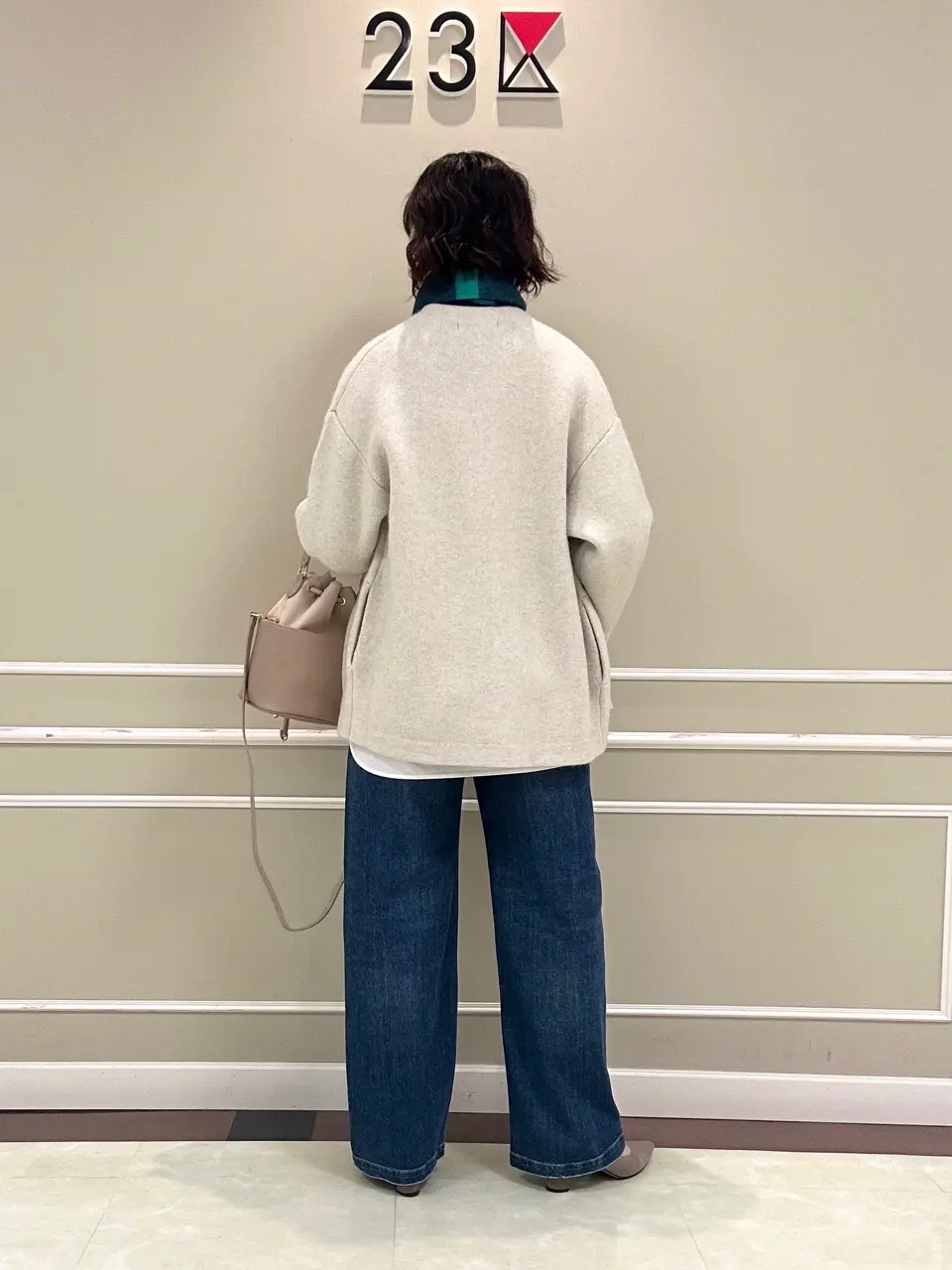 23区 助川 コーディネート画像