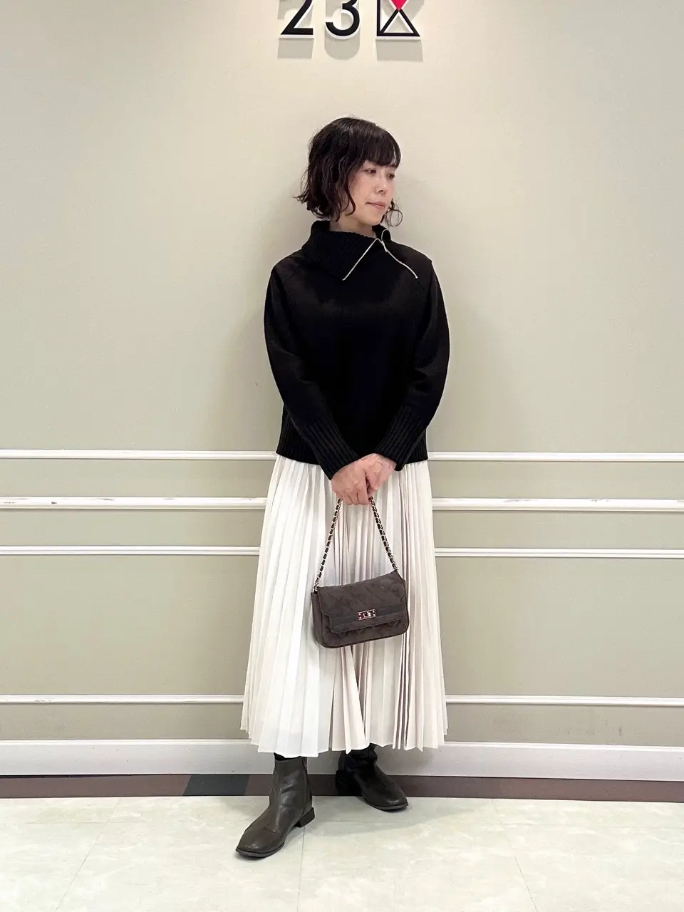 23区 助川 コーディネート画像