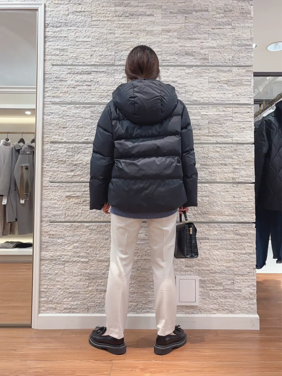 23区 犬塚 コーディネート画像