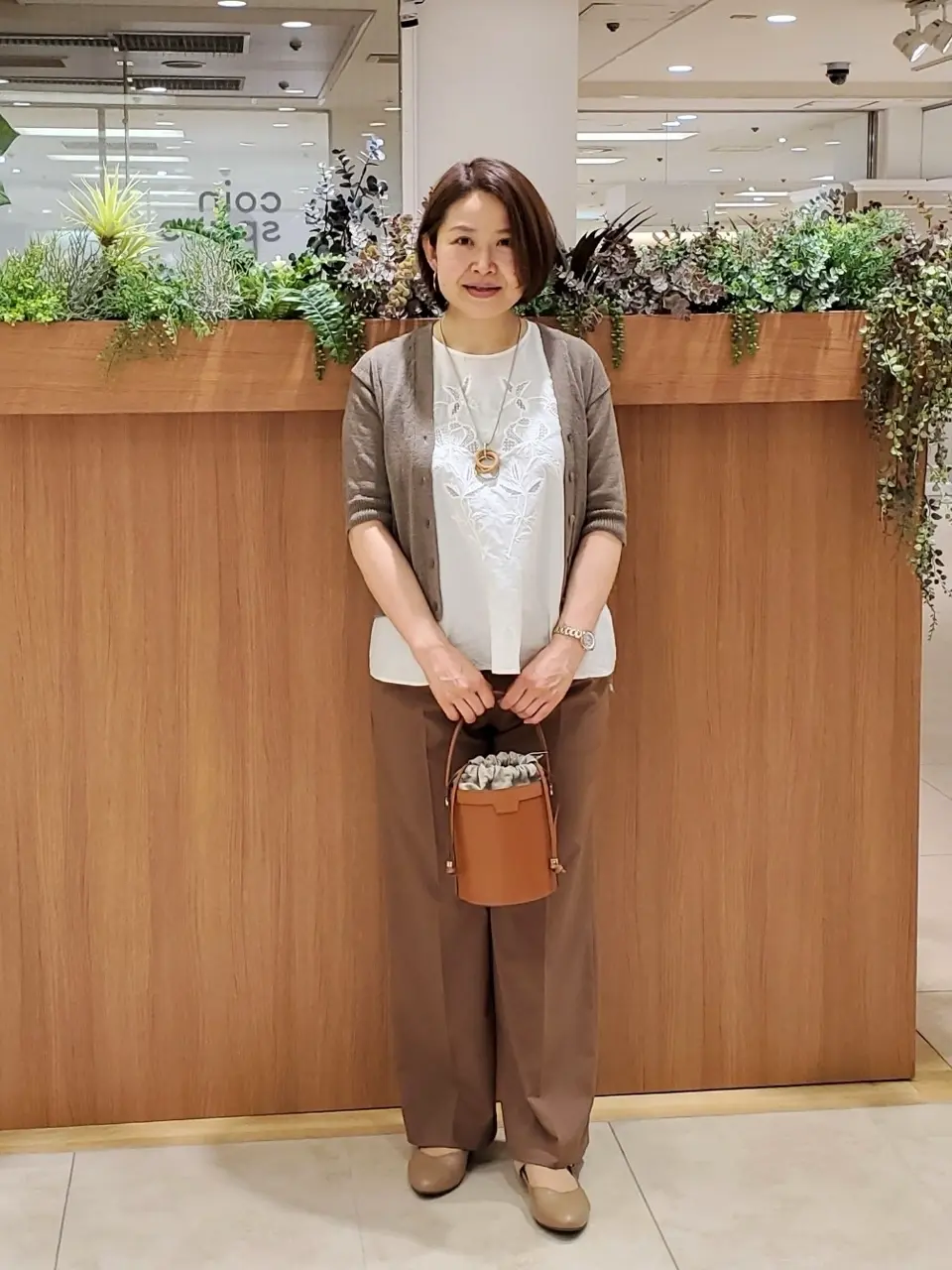  堤 コーディネート画像