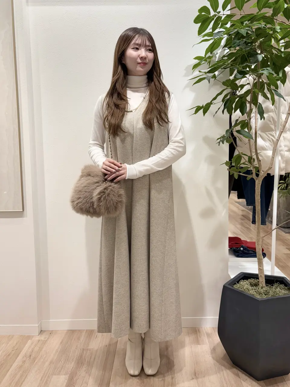  タハラ コーディネート画像