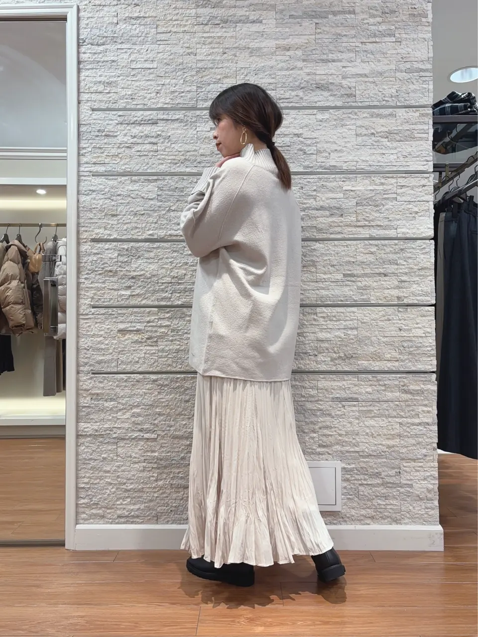 23区 犬塚 コーディネート画像