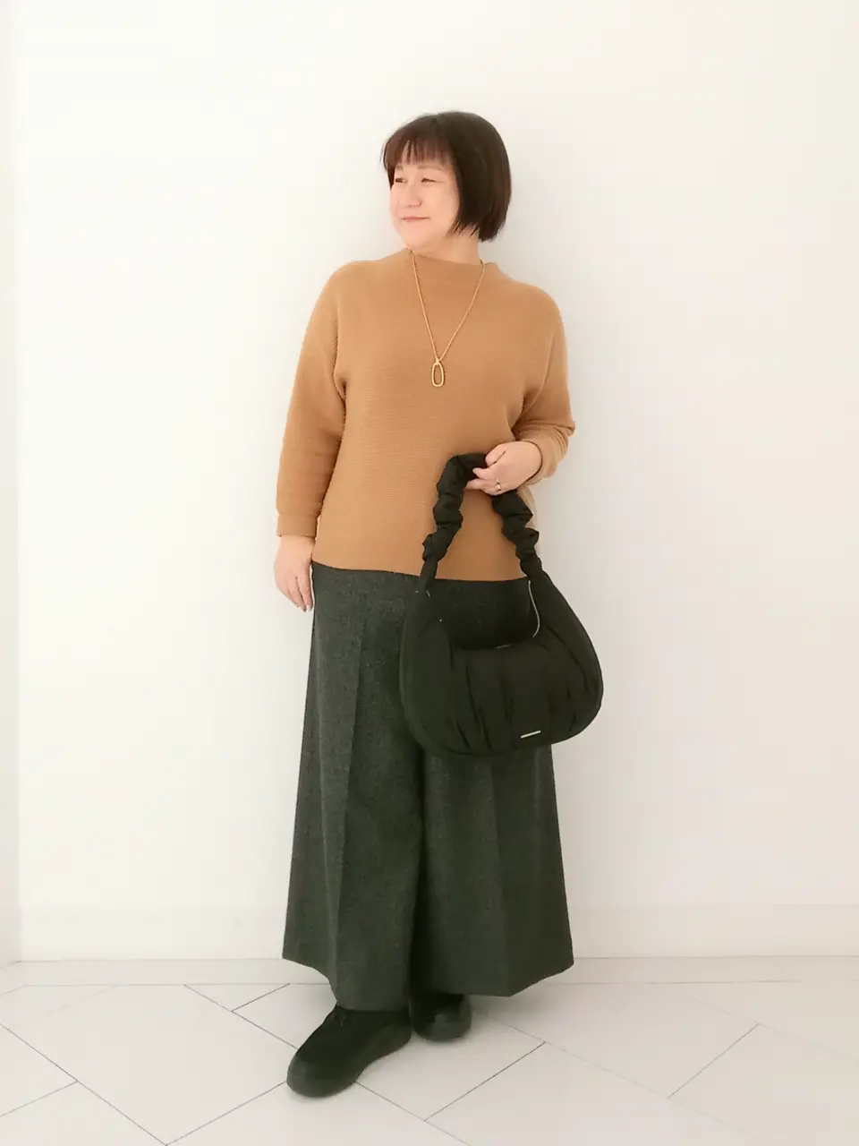  影 コーディネート画像