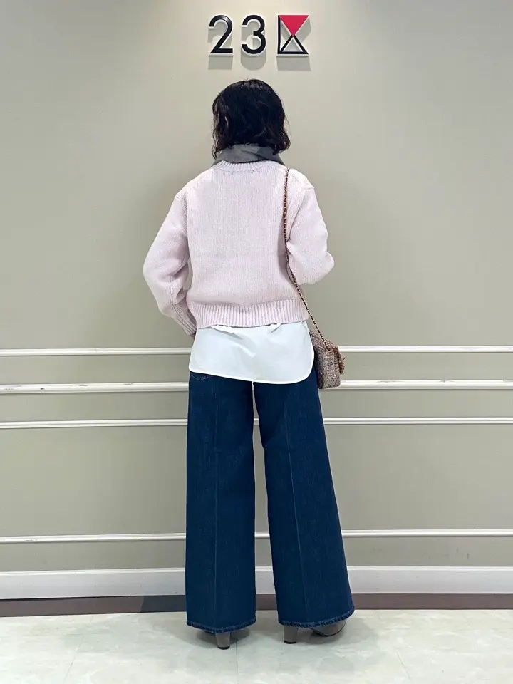 23区 助川 コーディネート画像