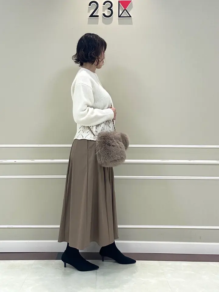 23区 助川 コーディネート画像