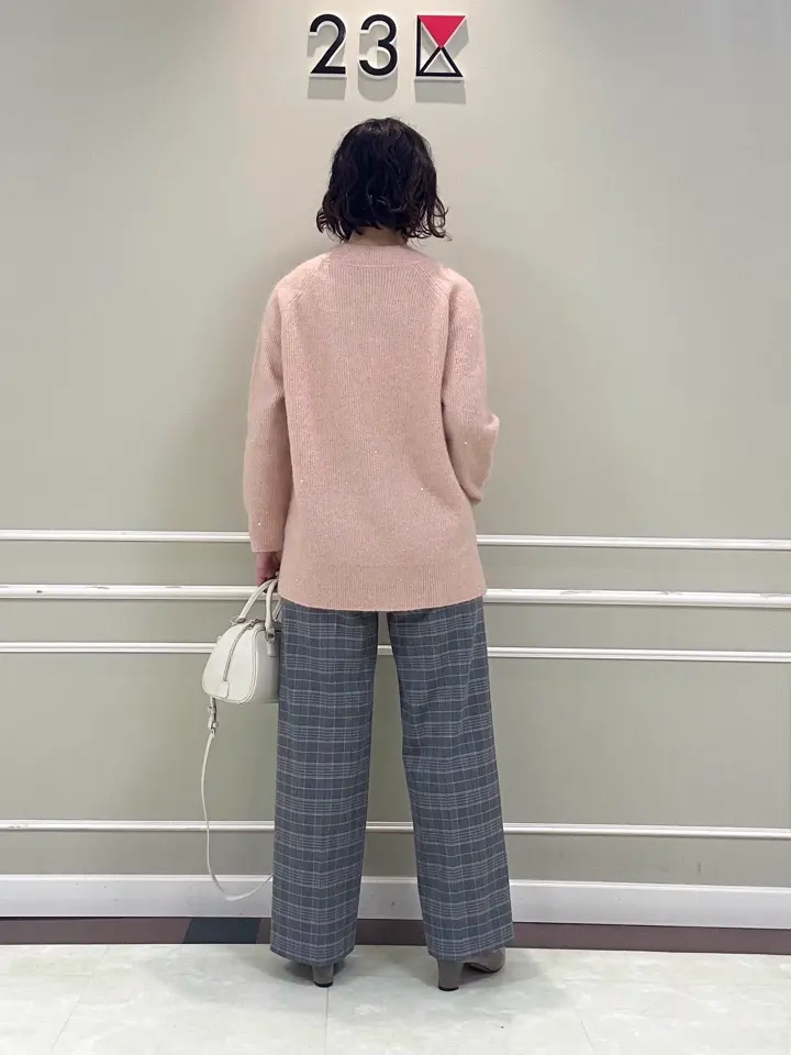 23区 助川 コーディネート画像