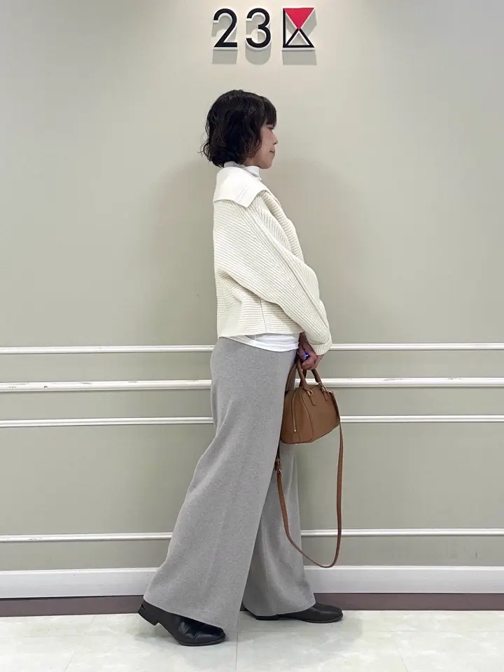 23区 助川 コーディネート画像