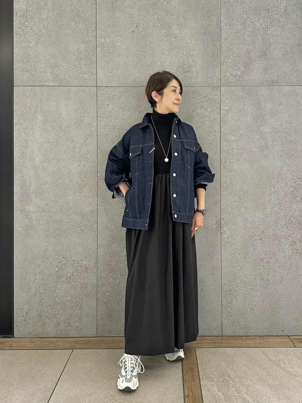  スタッフ コーディネート画像