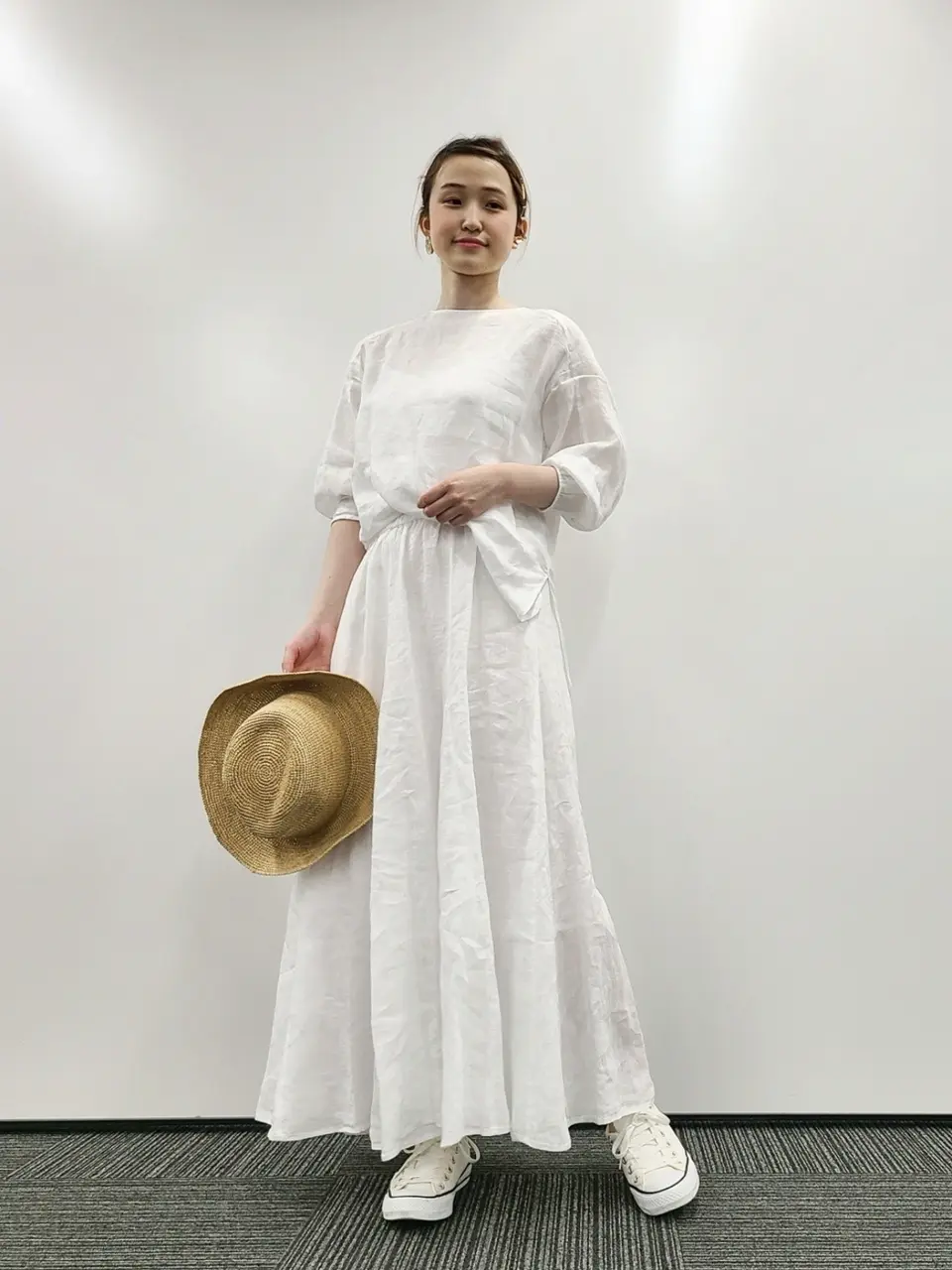  スタッフ. コーディネート画像