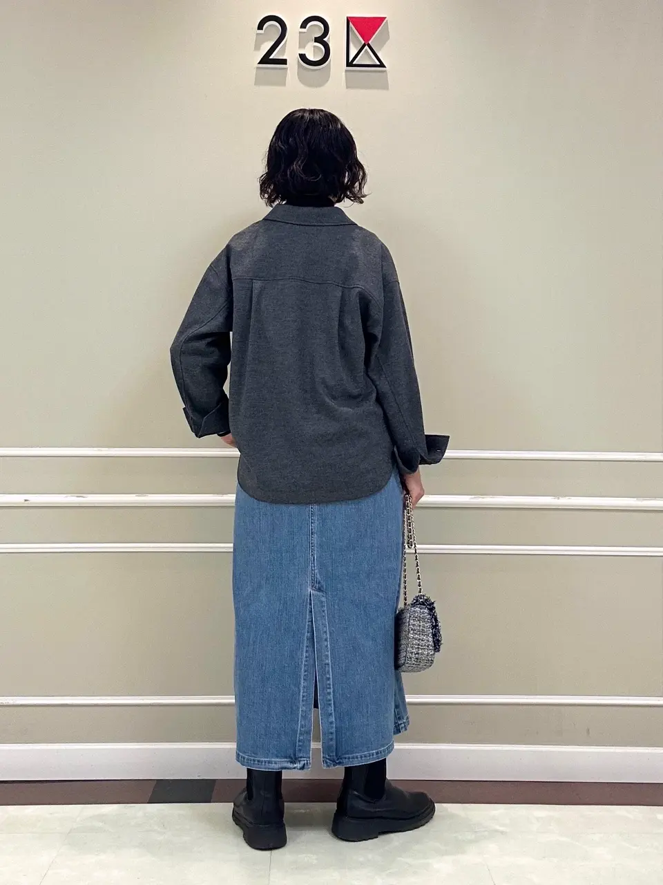 23区 助川 コーディネート画像