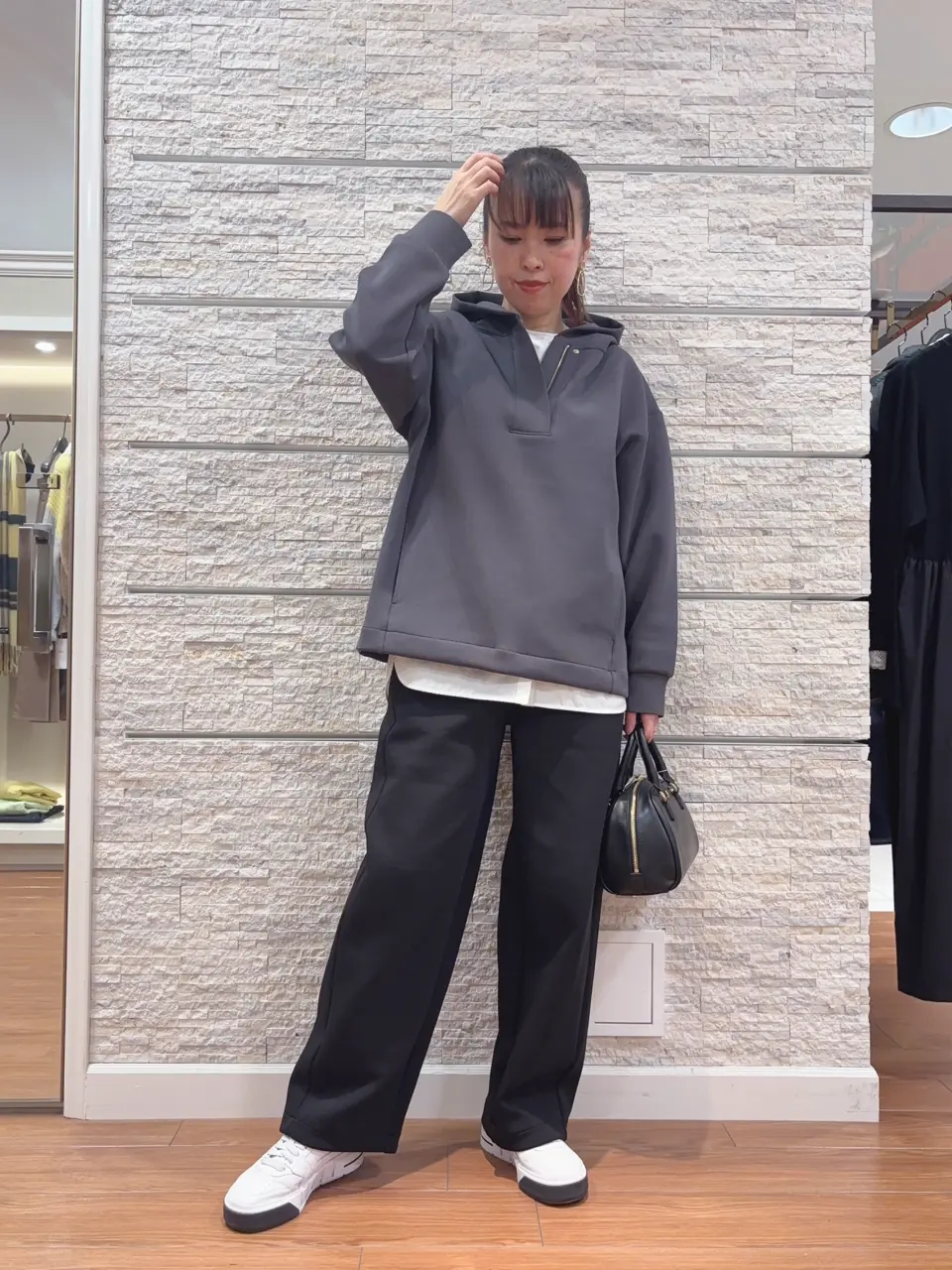 23区 犬塚 コーディネート画像