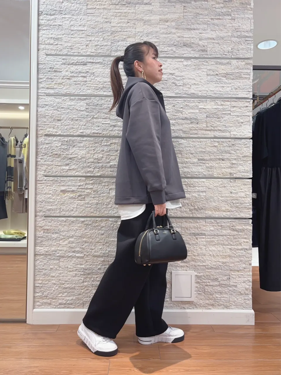 23区 犬塚 コーディネート画像