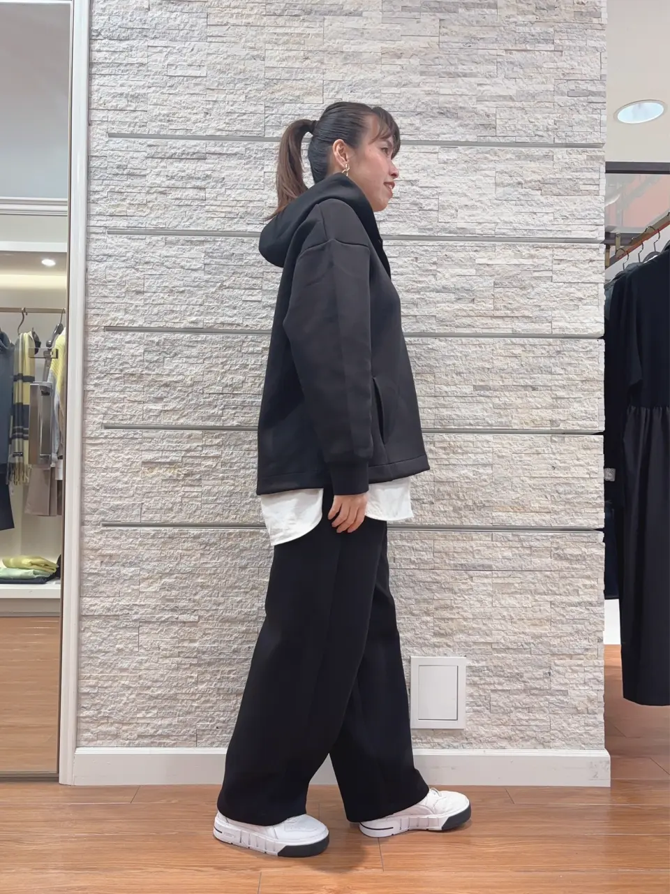 23区 犬塚 コーディネート画像