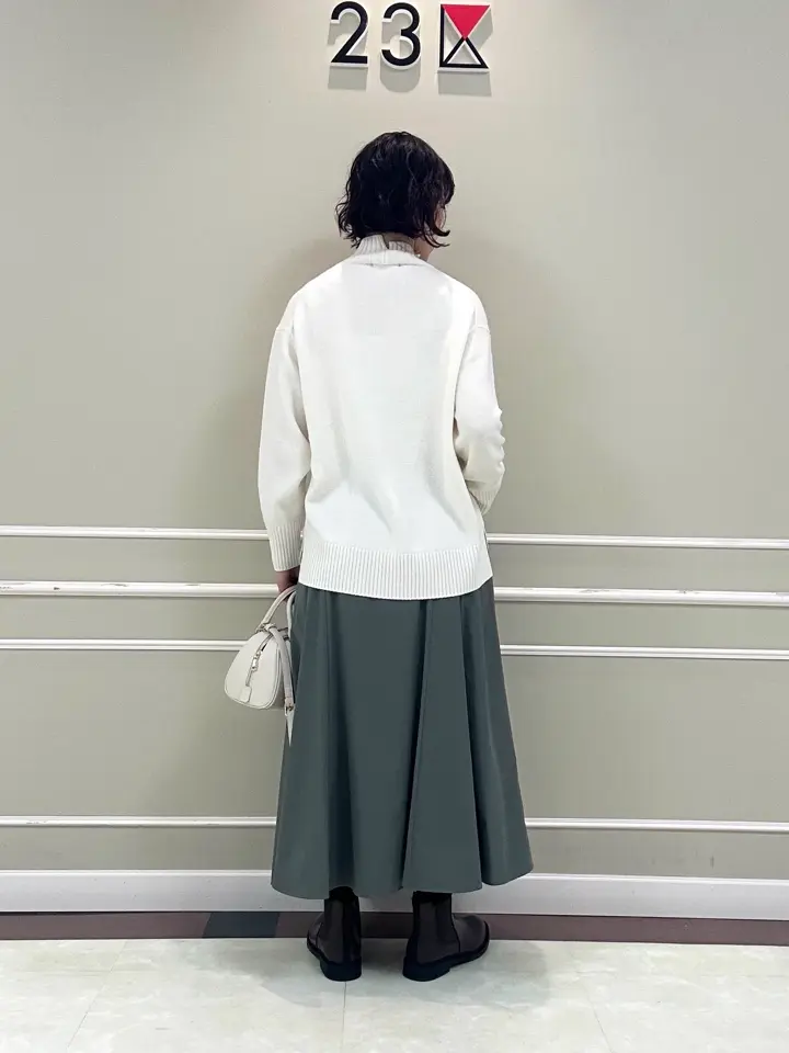 23区 助川 コーディネート画像