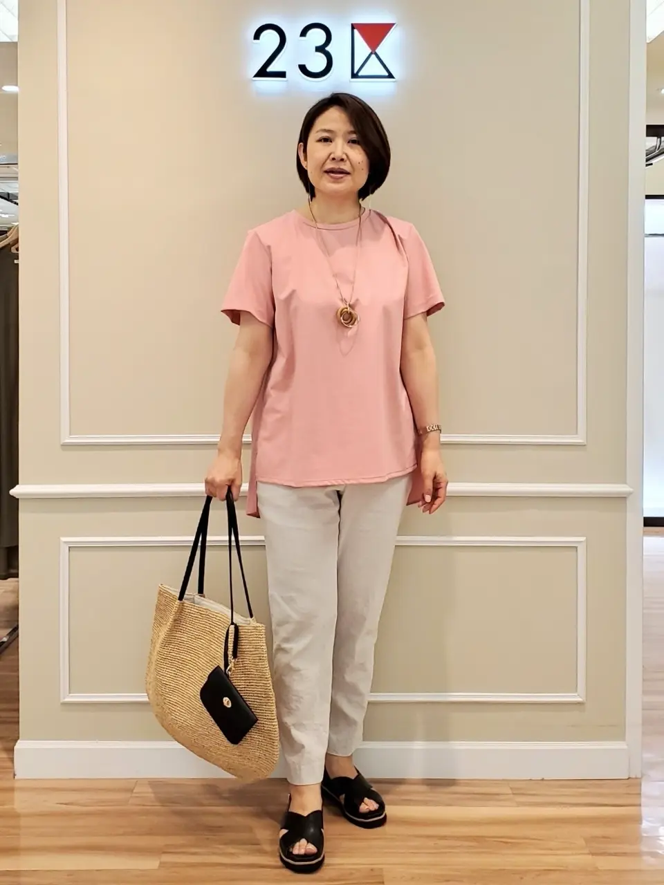  堤 コーディネート画像