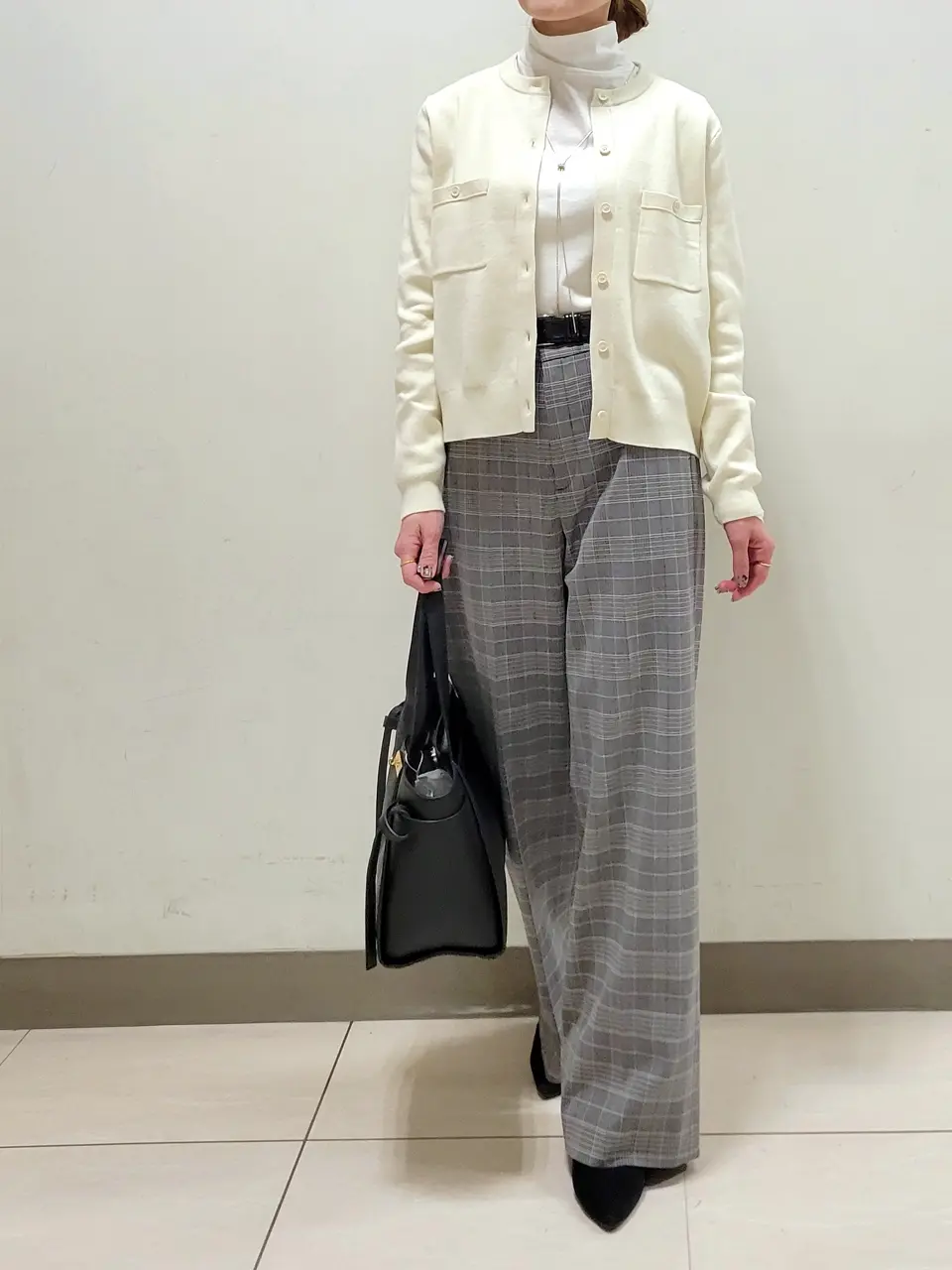 23区 濱地 コーディネート画像