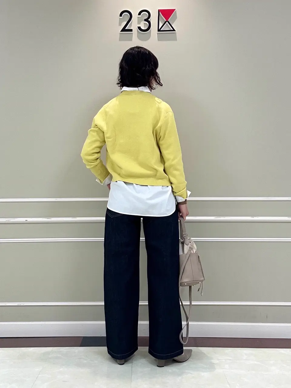 23区 助川 コーディネート画像