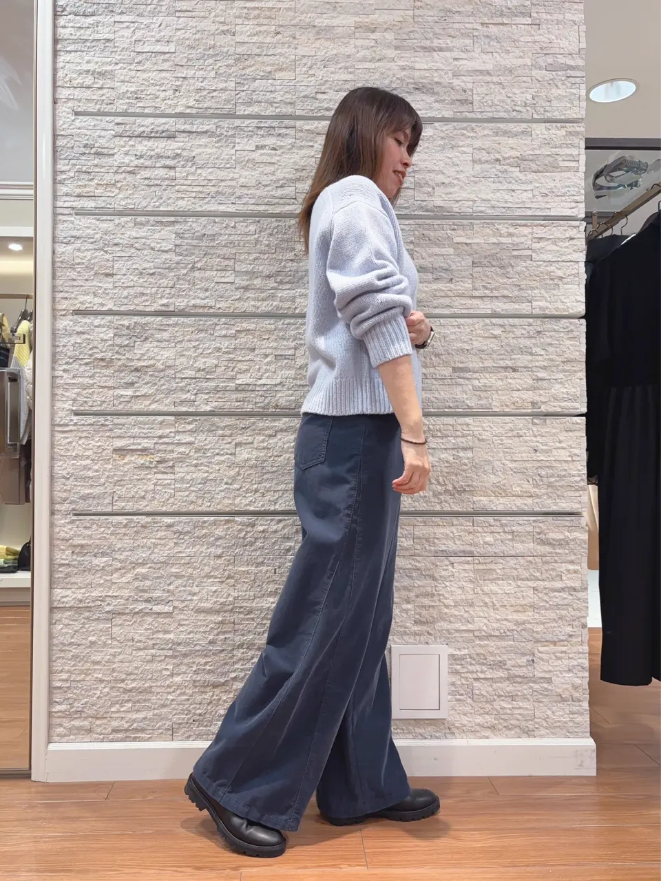 23区 犬塚 コーディネート画像