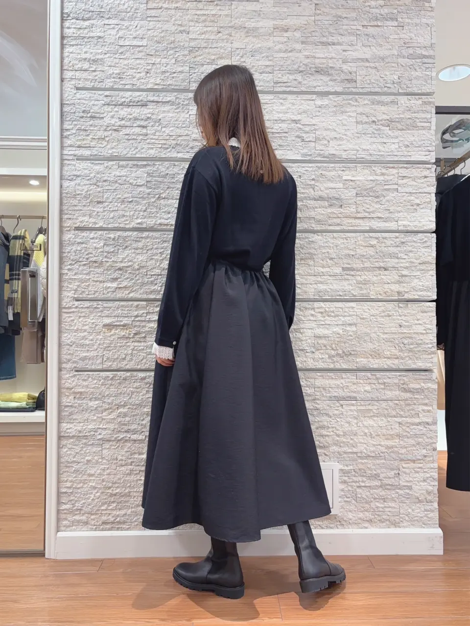 23区 犬塚 コーディネート画像