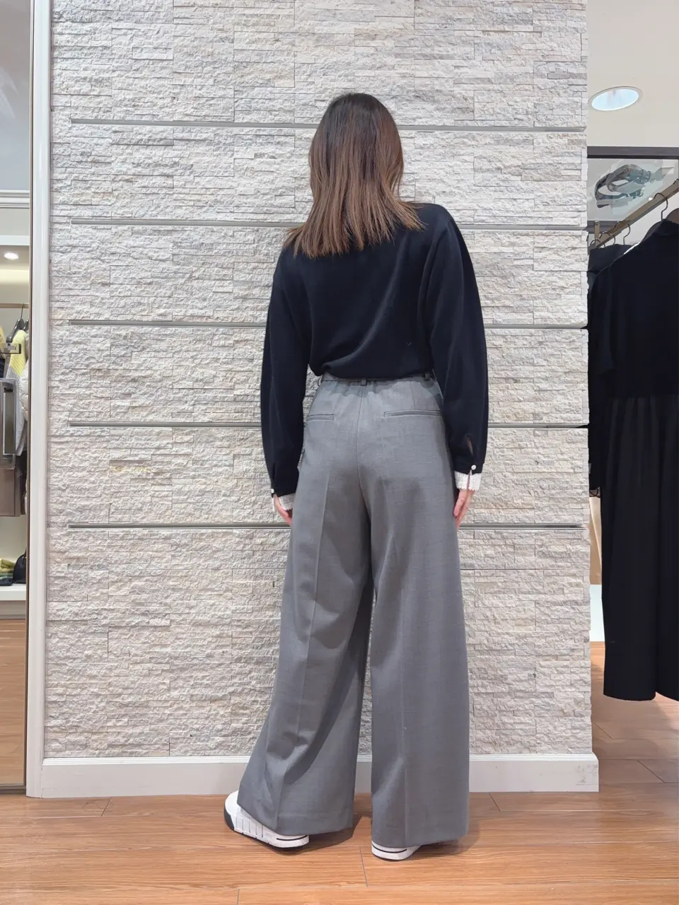 23区 犬塚 コーディネート画像