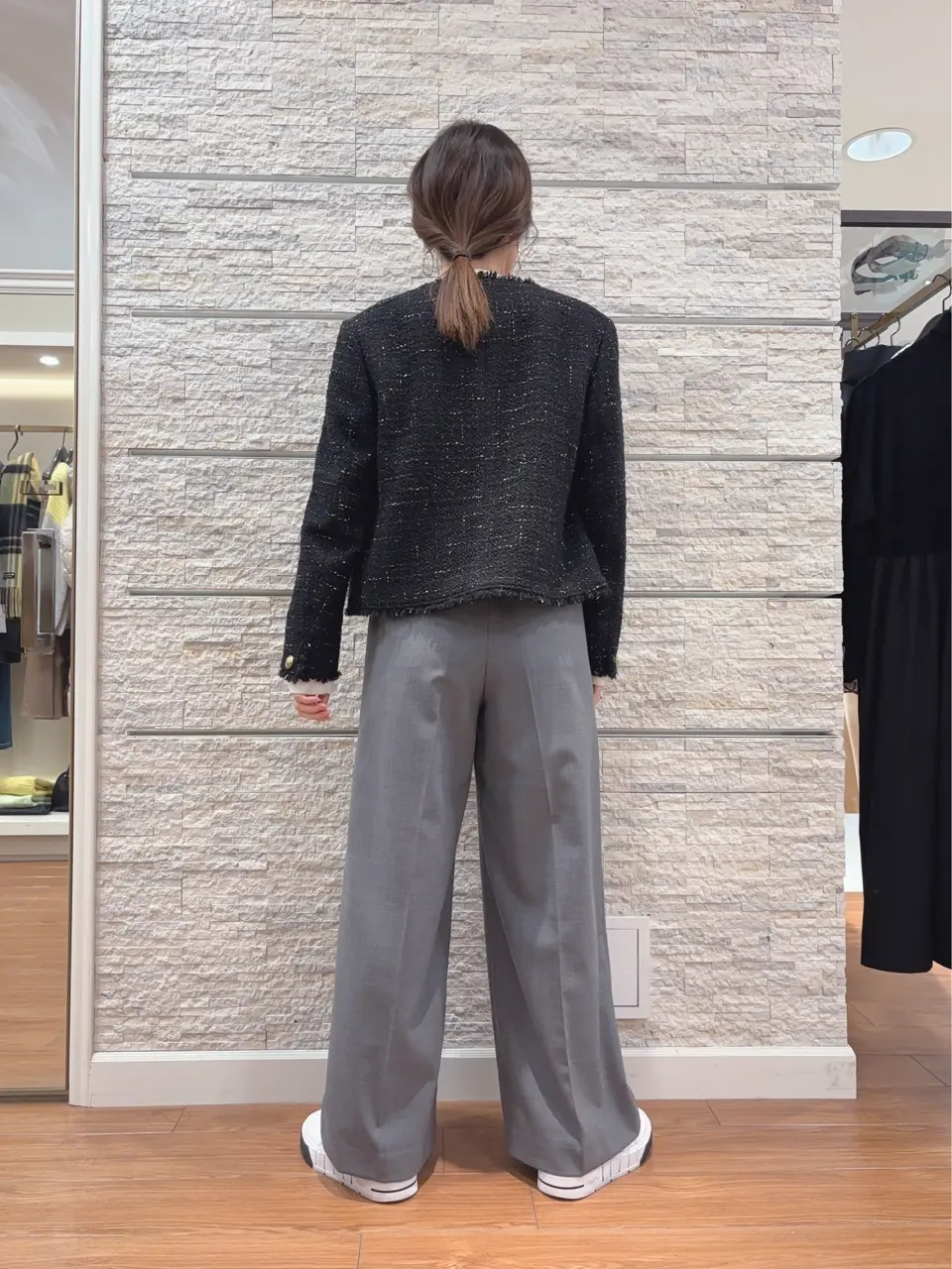 23区 犬塚 コーディネート画像