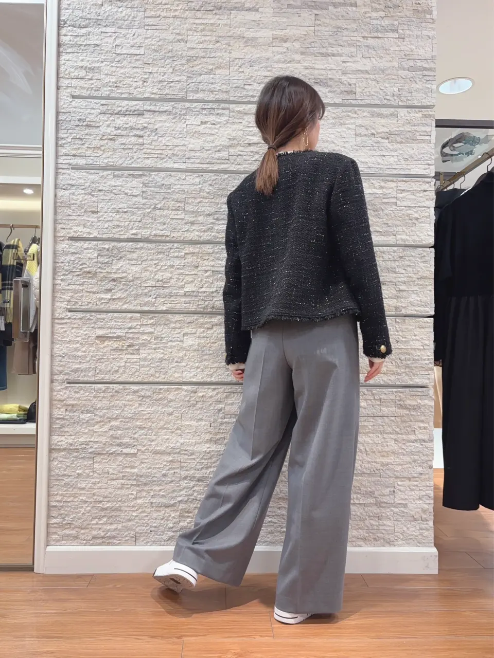 23区 犬塚 コーディネート画像