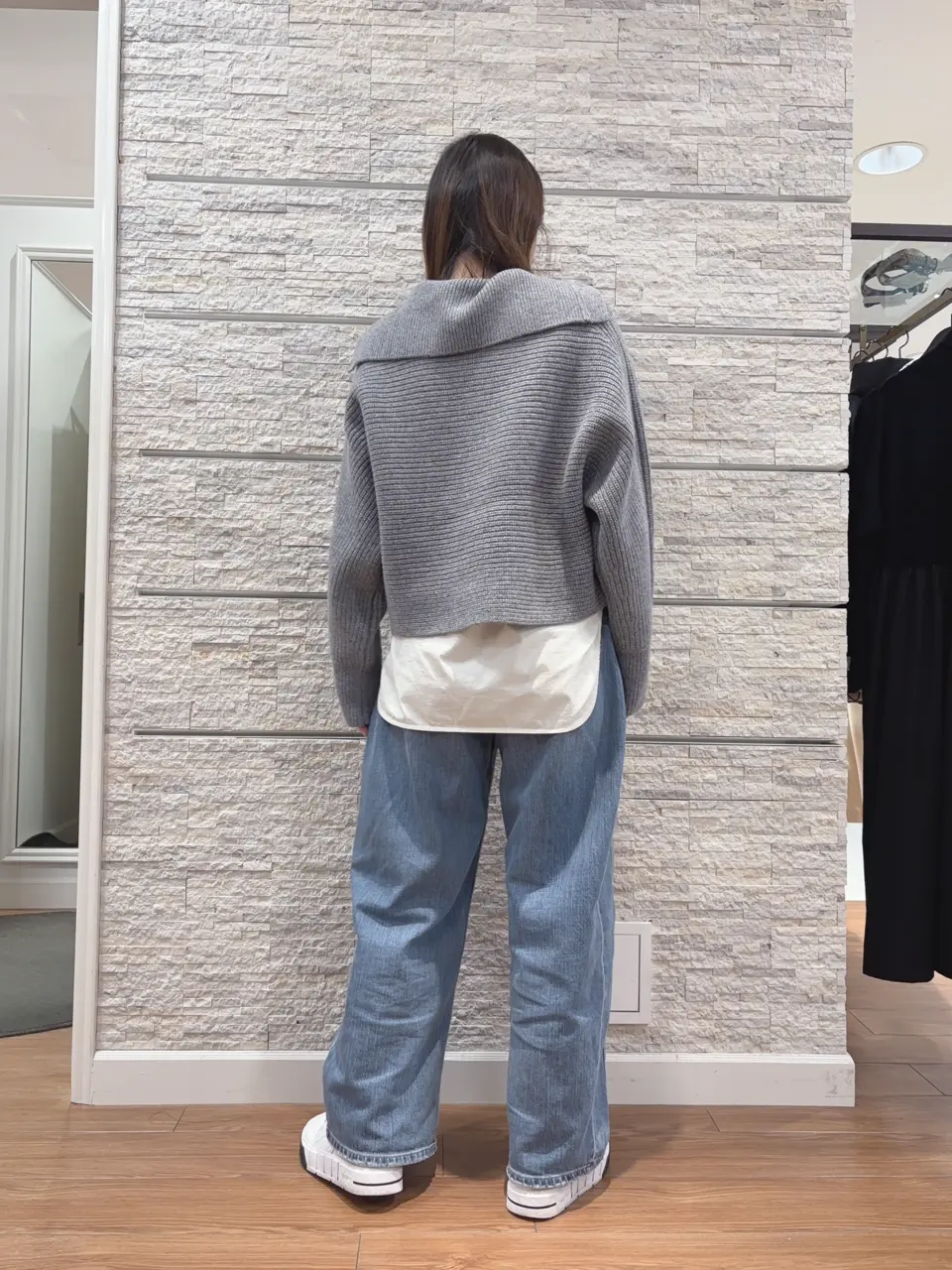 23区 犬塚 コーディネート画像