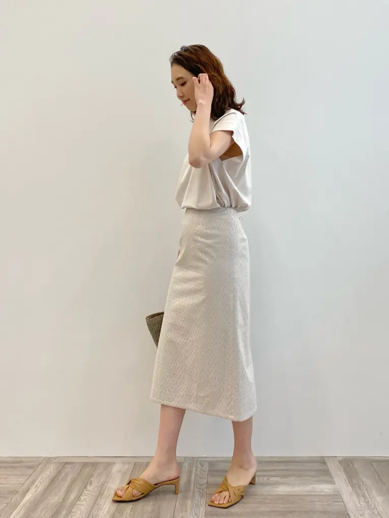 23区 秋葉 コーディネート画像