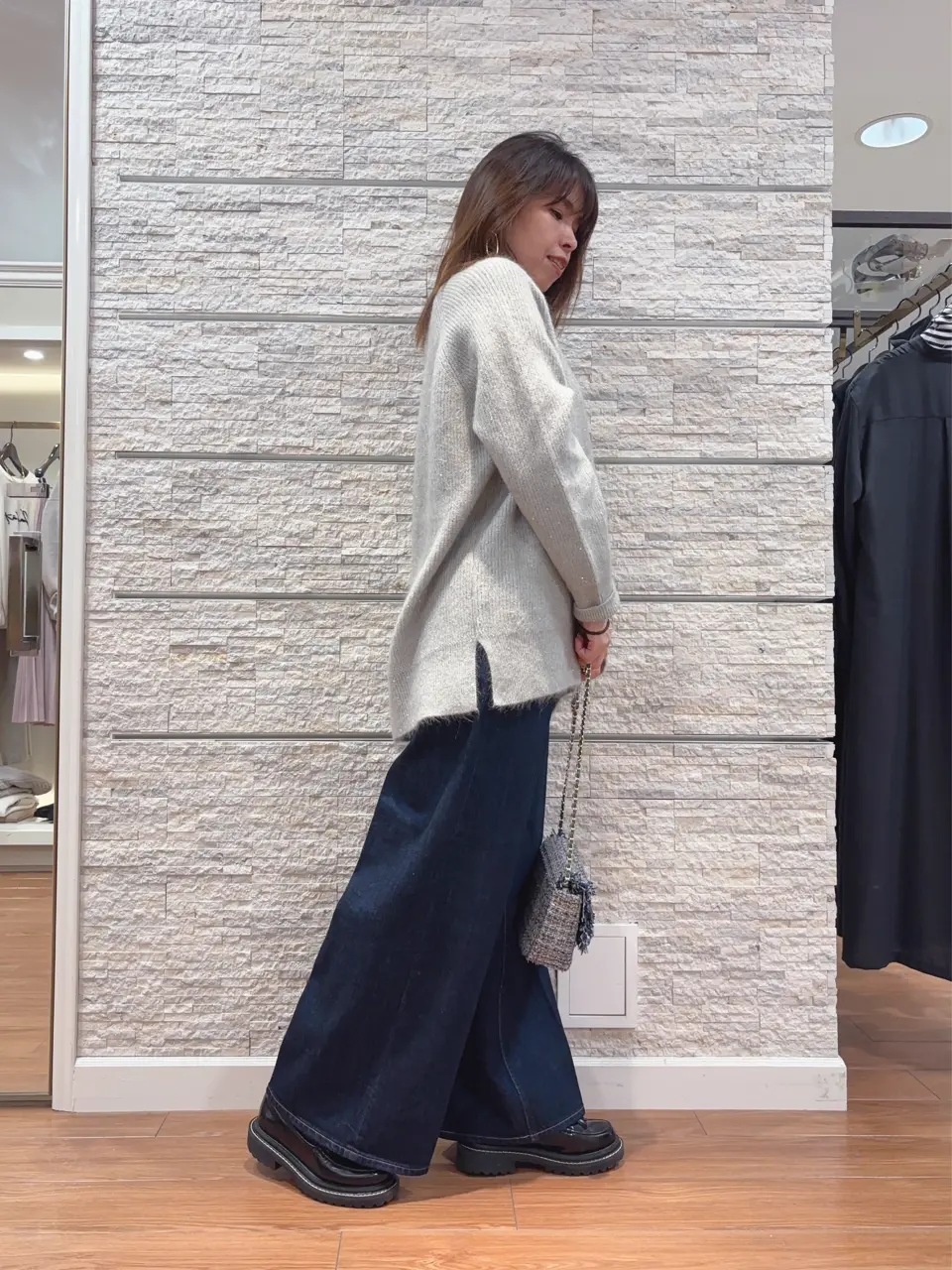 23区 犬塚 コーディネート画像