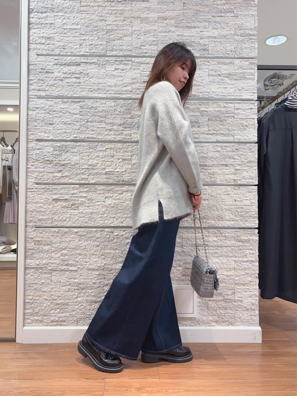 23区 犬塚 コーディネート画像