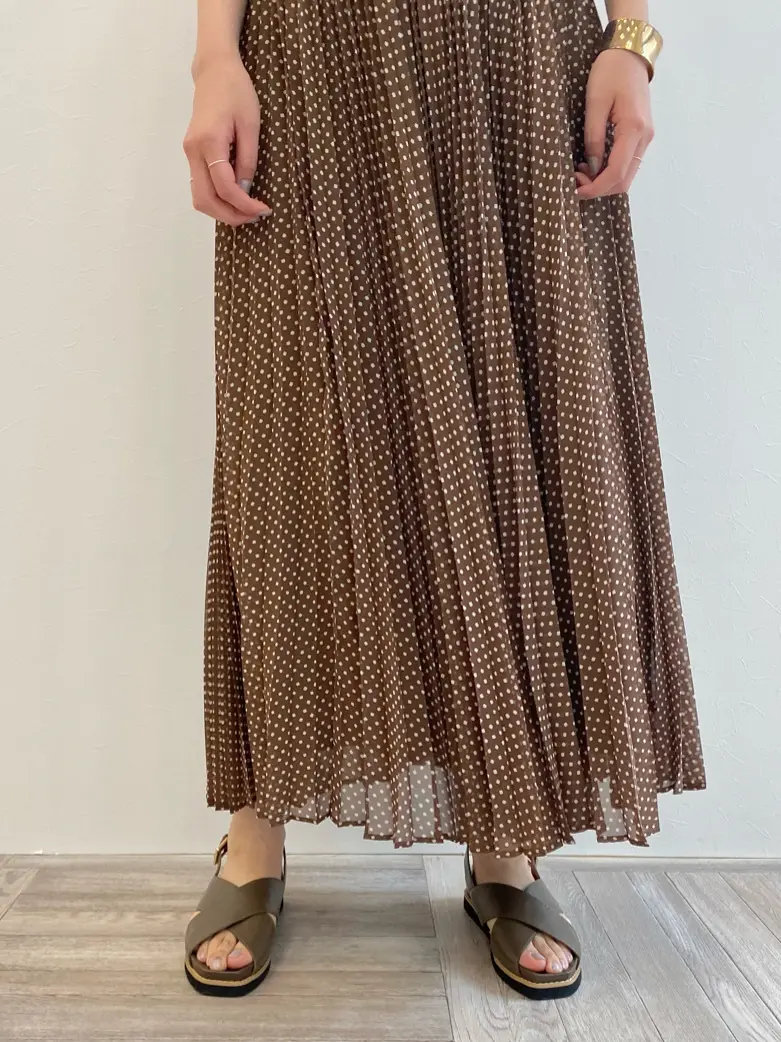 23区 秋葉 コーディネート画像