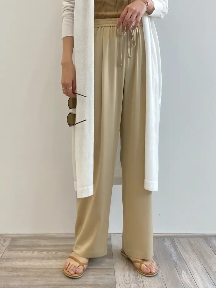 23区 秋葉 コーディネート画像