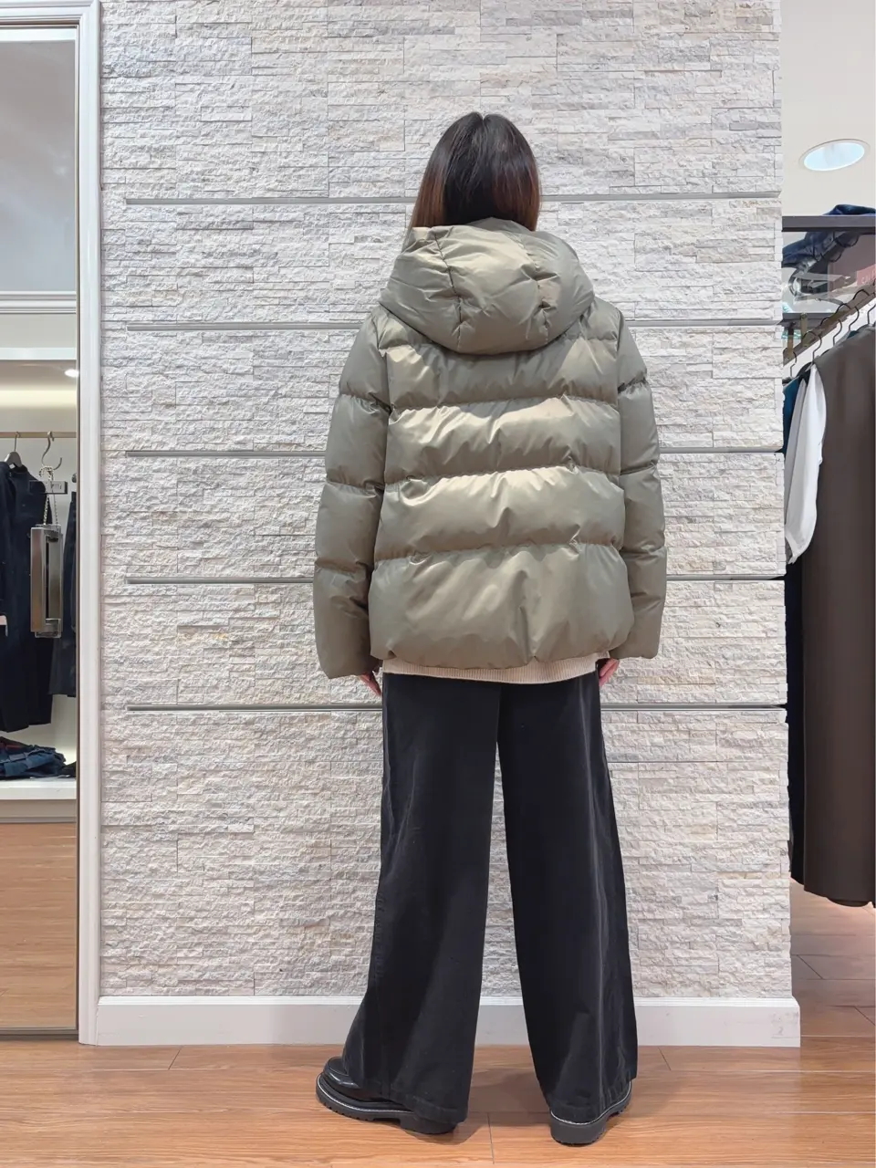 23区 犬塚 コーディネート画像