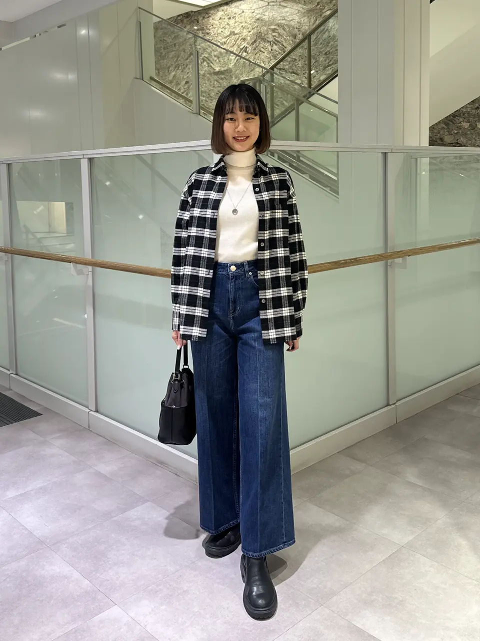  小沢 コーディネート画像