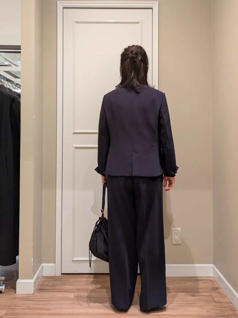 23区 L スタッフn コーディネート画像