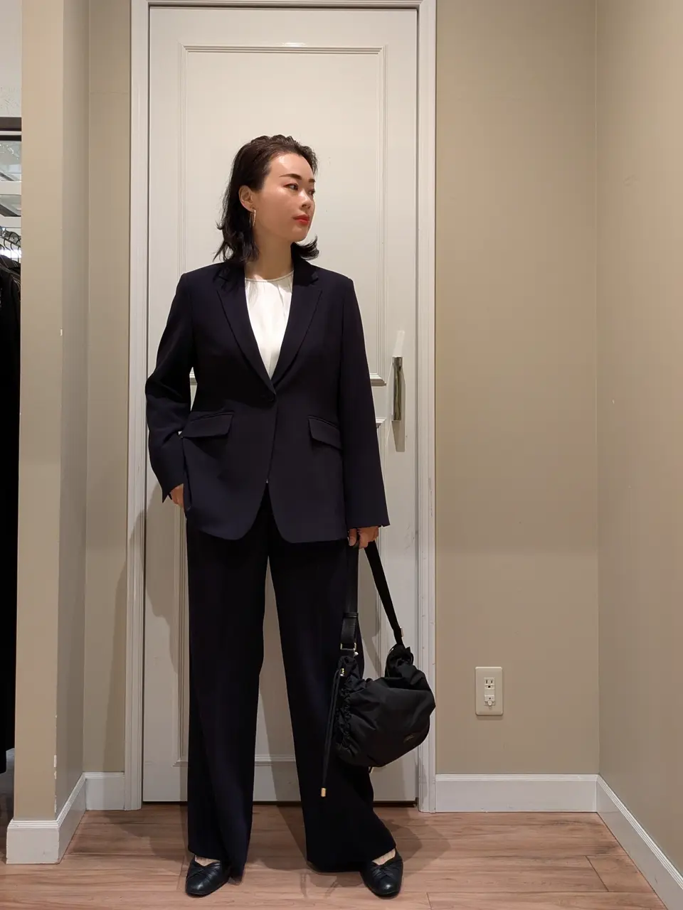 23区 L スタッフn コーディネート画像