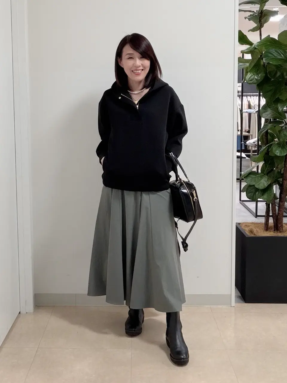  宇井 コーディネート画像