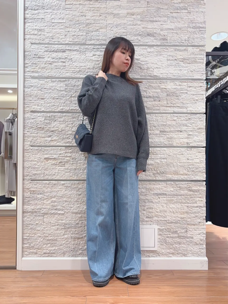 23区 犬塚 コーディネート画像