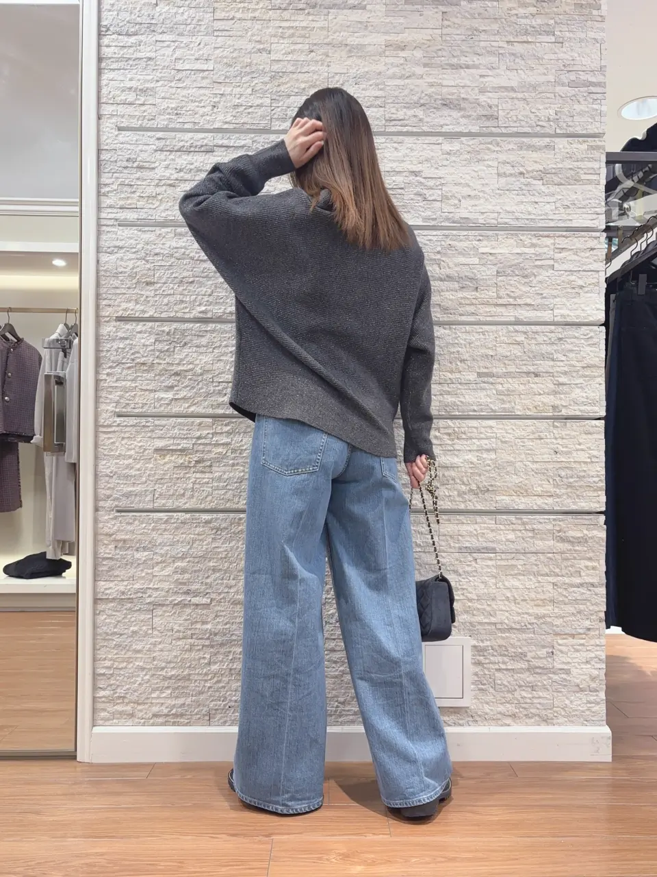 23区 犬塚 コーディネート画像