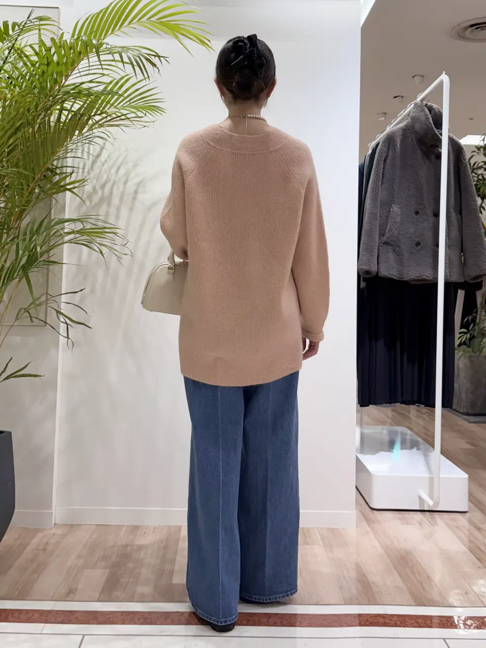 23区 タハラ コーディネート画像