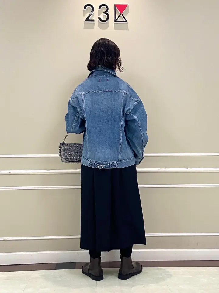 23区 助川 コーディネート画像