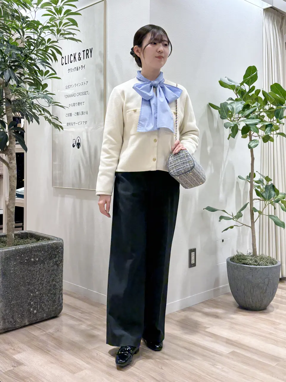  タハラ コーディネート画像