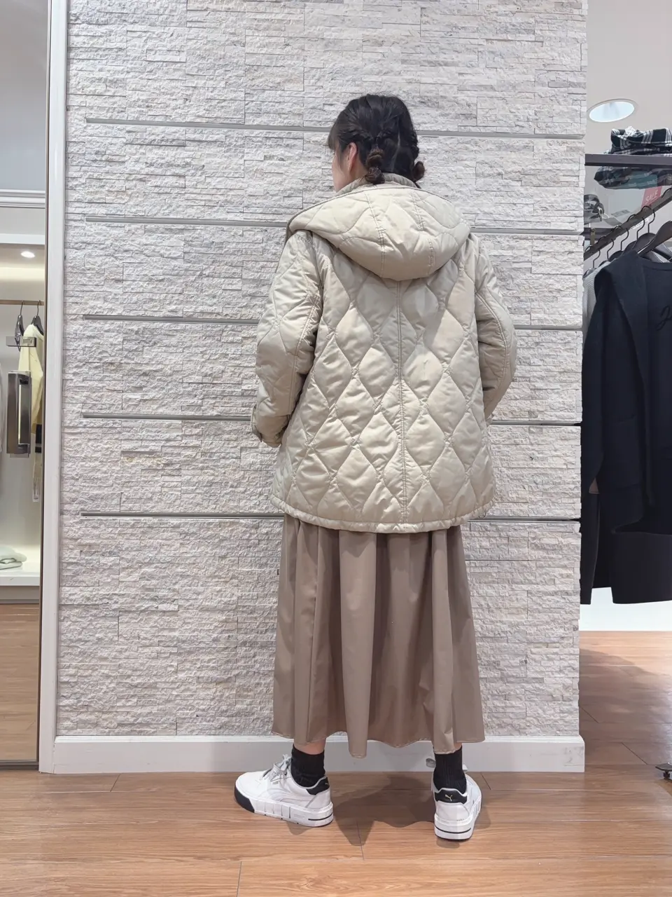 23区 犬塚 コーディネート画像