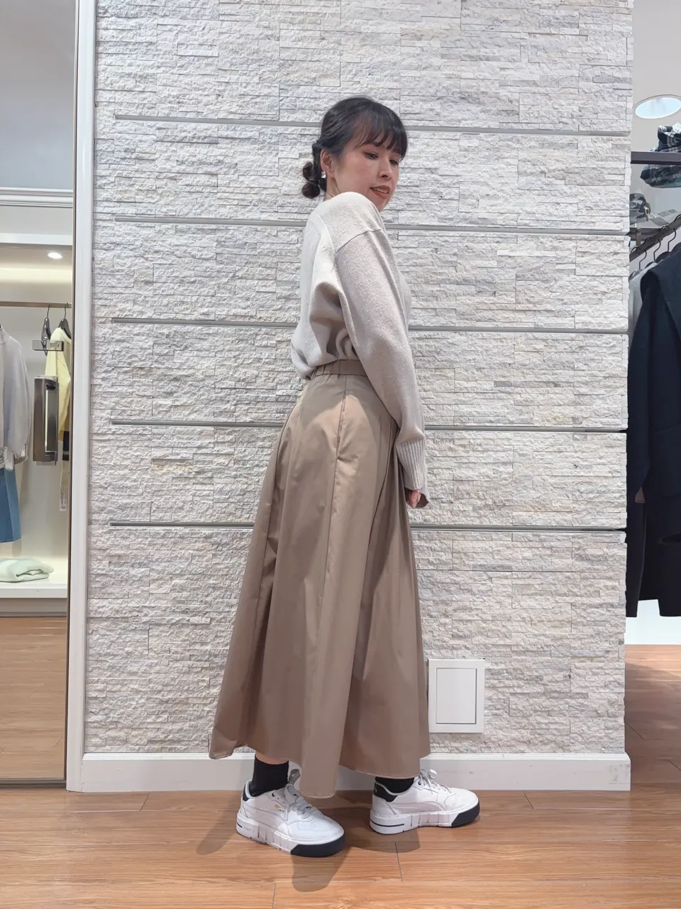 23区 犬塚 コーディネート画像